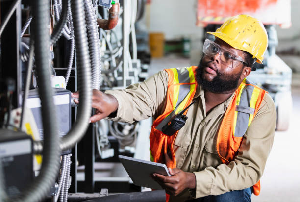 Best Affordable Emergency Electrician  in Loveland Park, OH